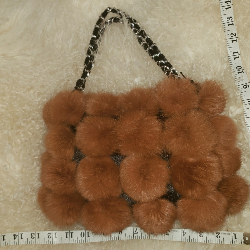 Genuine Rabbit Fur Handbag - Picture 3 of 4